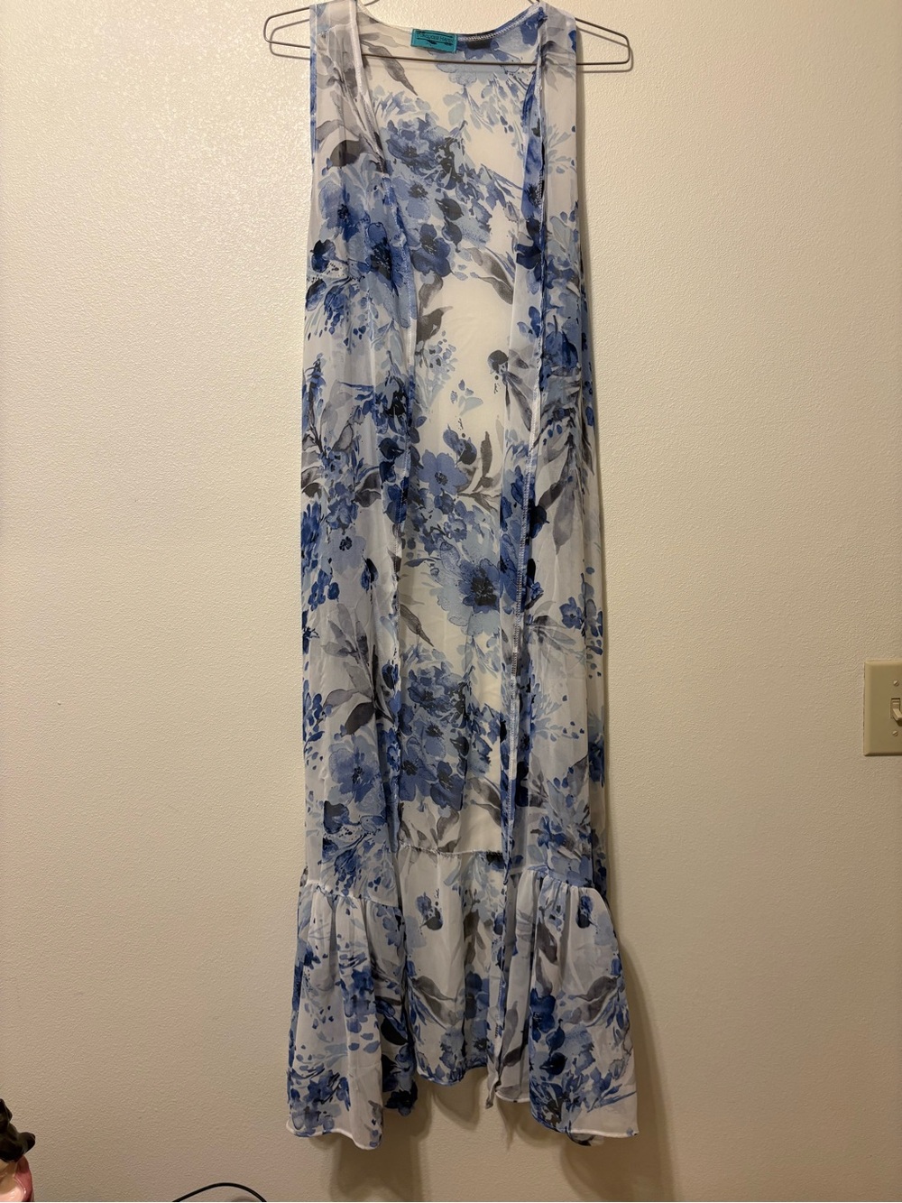 Blue floral open front long lightweight sleeveless cover up
